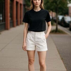 Theory Women's Size 10 White Linen Blend City Shorts‎